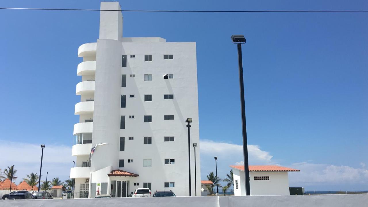 Playa La Barqueta , Las Olas Tower Front Apartamento David Exterior foto